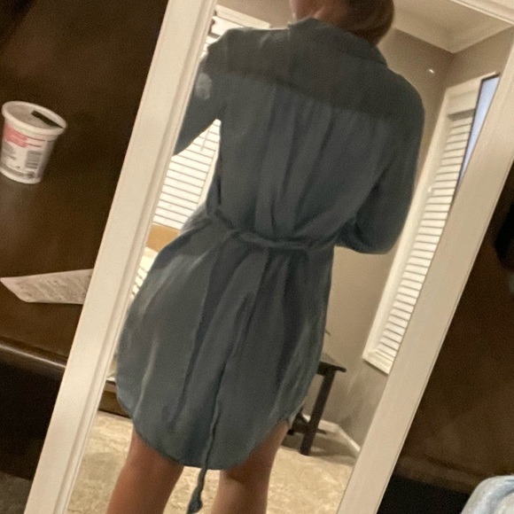 Chambray Dress - Picture 3 of 9